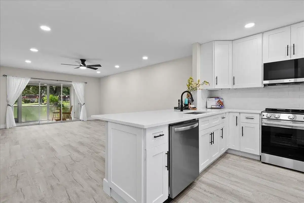 742 Nantucket Circle, Lake Worth FL 33467 photo 4