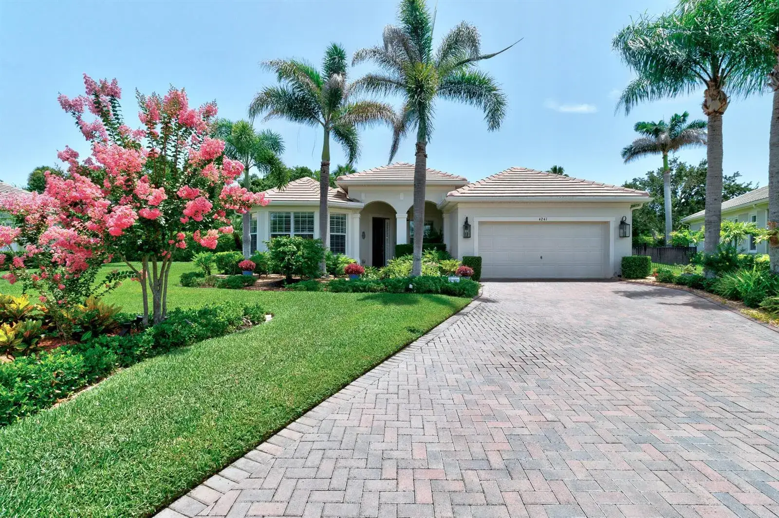4241 Diamond Square, Vero Beach FL 32967