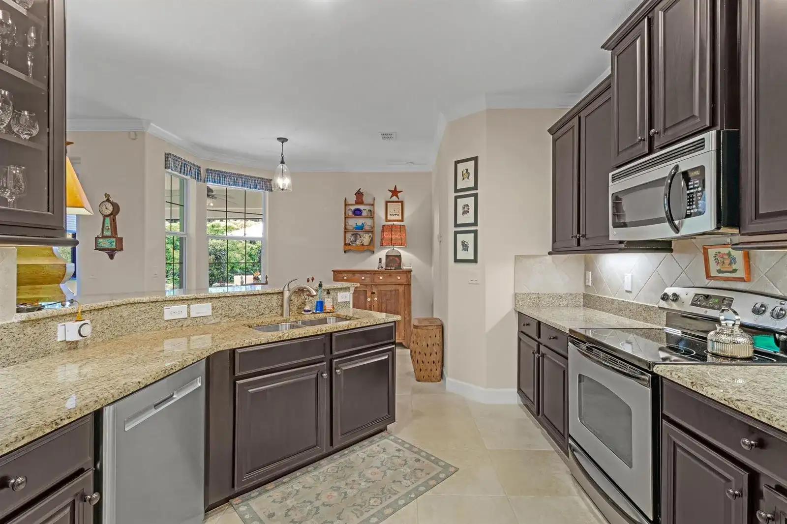 4241 Diamond Square, Vero Beach FL 32967 photo 4