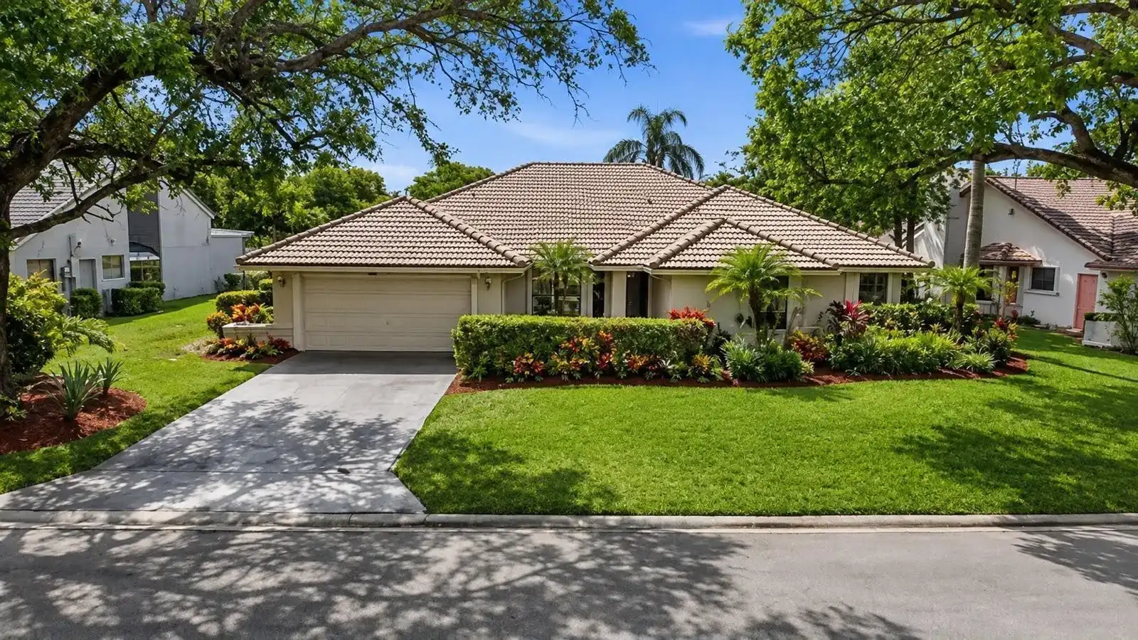 5055 NW 89TH Way, Coral Springs FL 33067