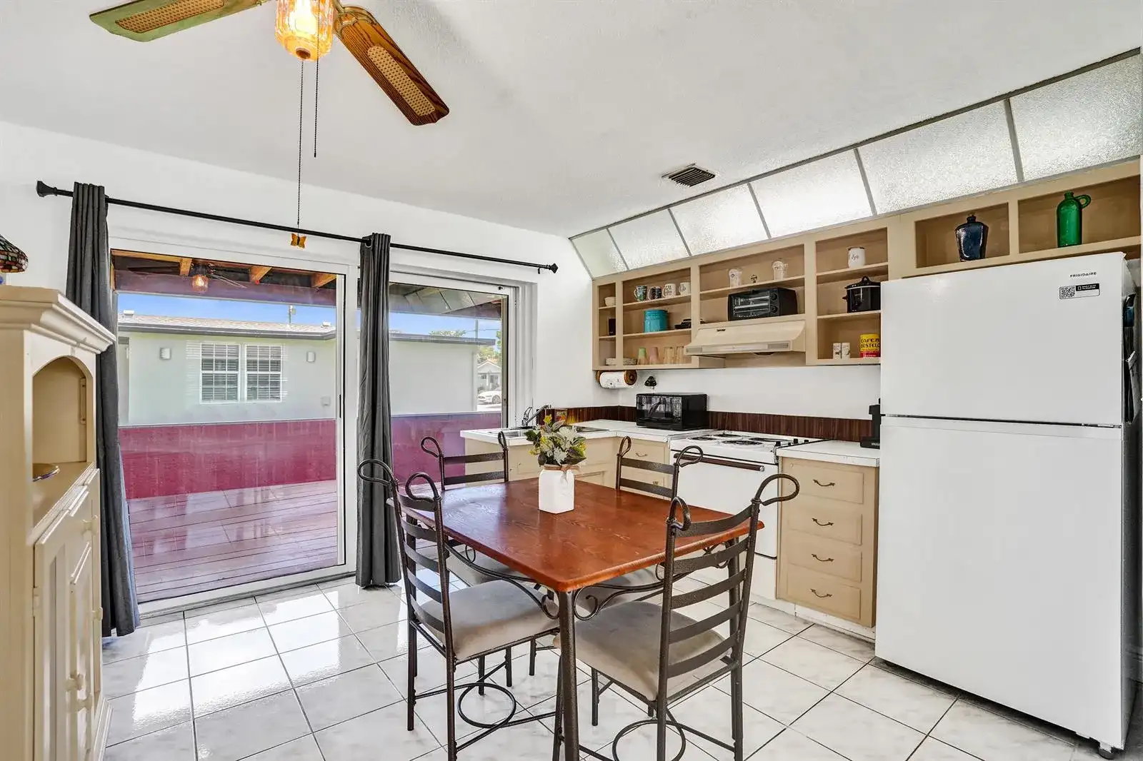 4900 NW 27 Terrace, Tamarac FL 33309 photo 5