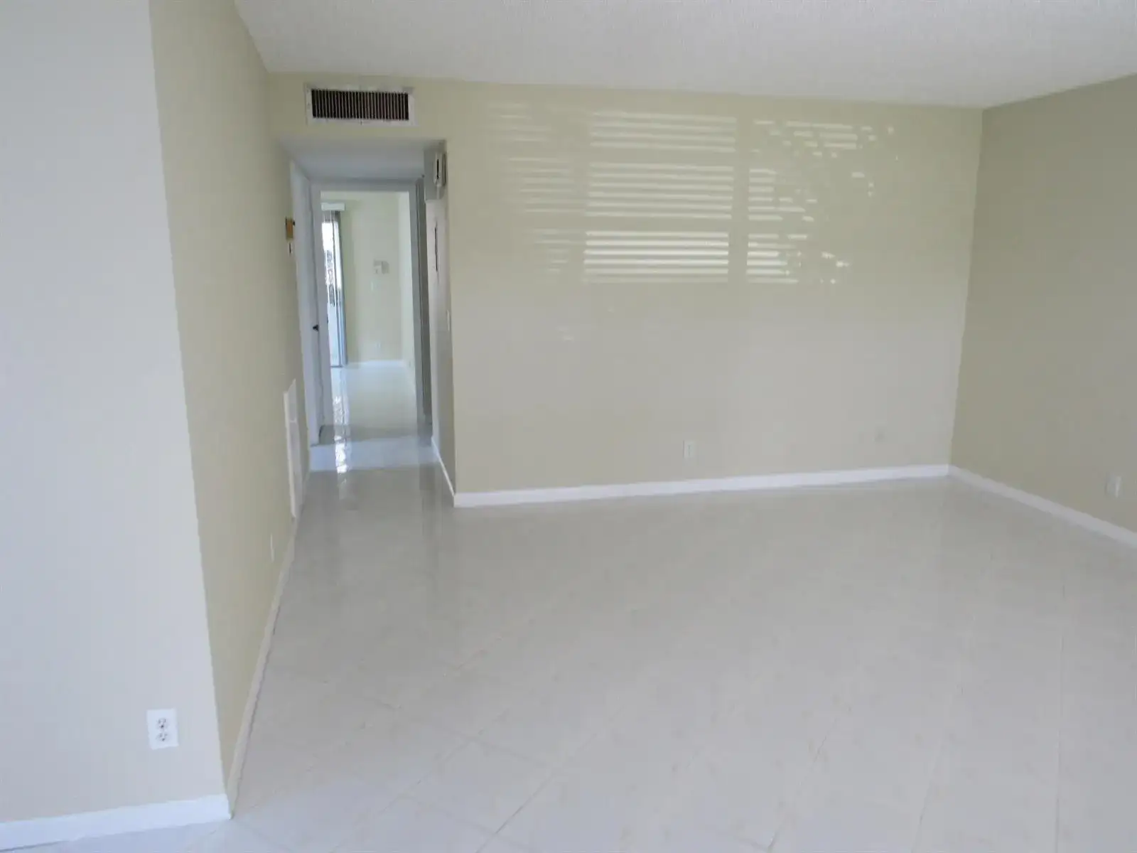 737 Normandy P, Delray Beach FL 33484 photo 5