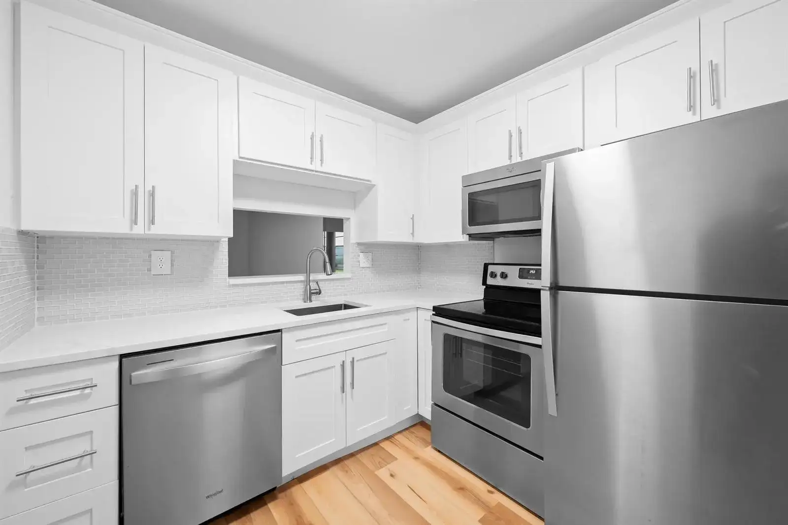 3401 NW 47TH Avenue # 401, Lauderdale Lakes FL 33319 photo 2