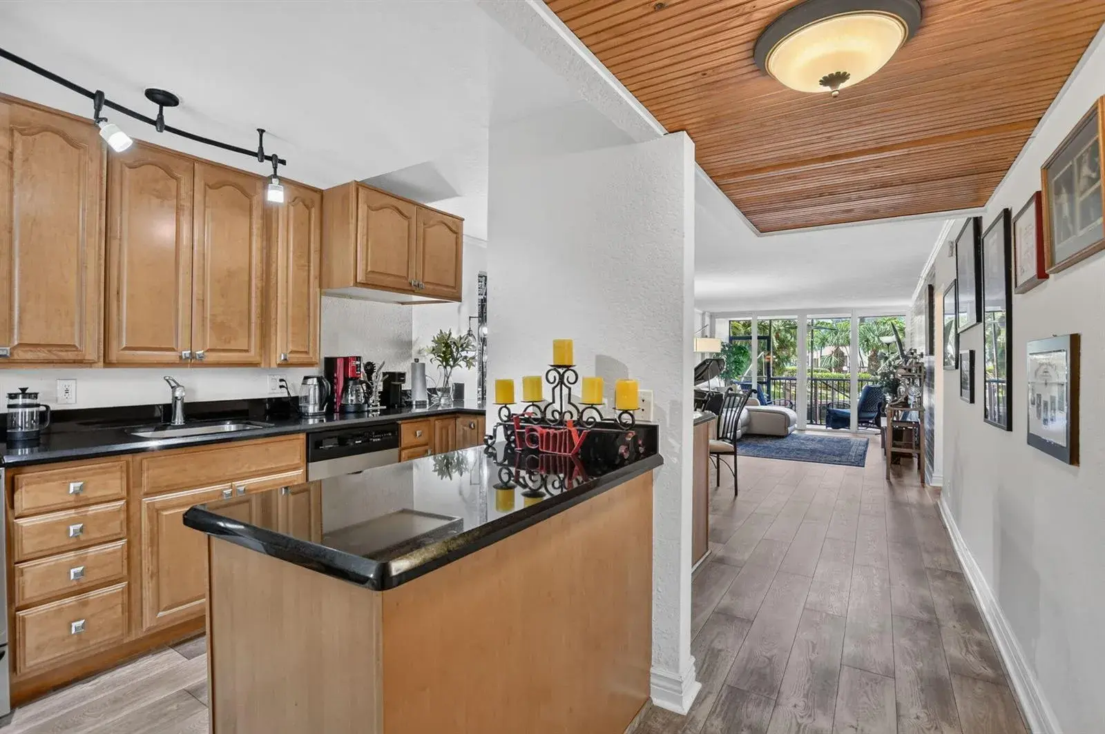 3 Royal Palm Way # 102, Boca Raton FL 33432