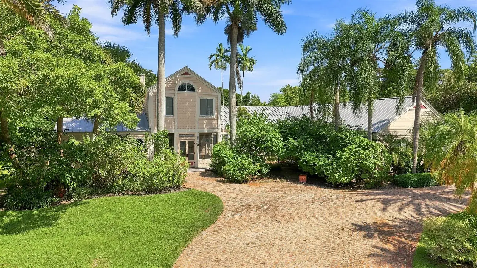 2705 HACKNEY Road, Weston FL 33331