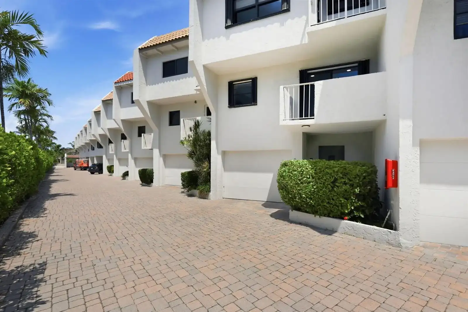 1222 Hillsboro Mile # 15, Hillsboro Beach FL 33062