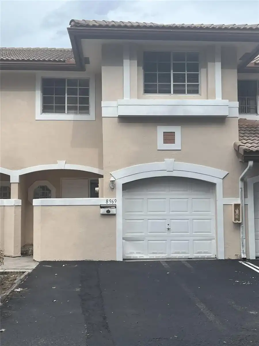 8969 NW 38TH Drive, Coral Springs FL 33065