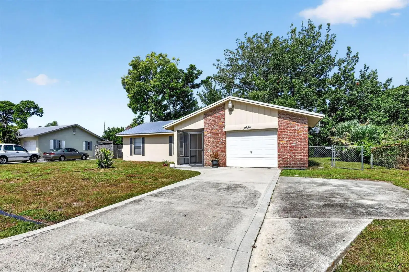 1650 SE Memorial Street, Port St. Lucie FL 34983 photo 2