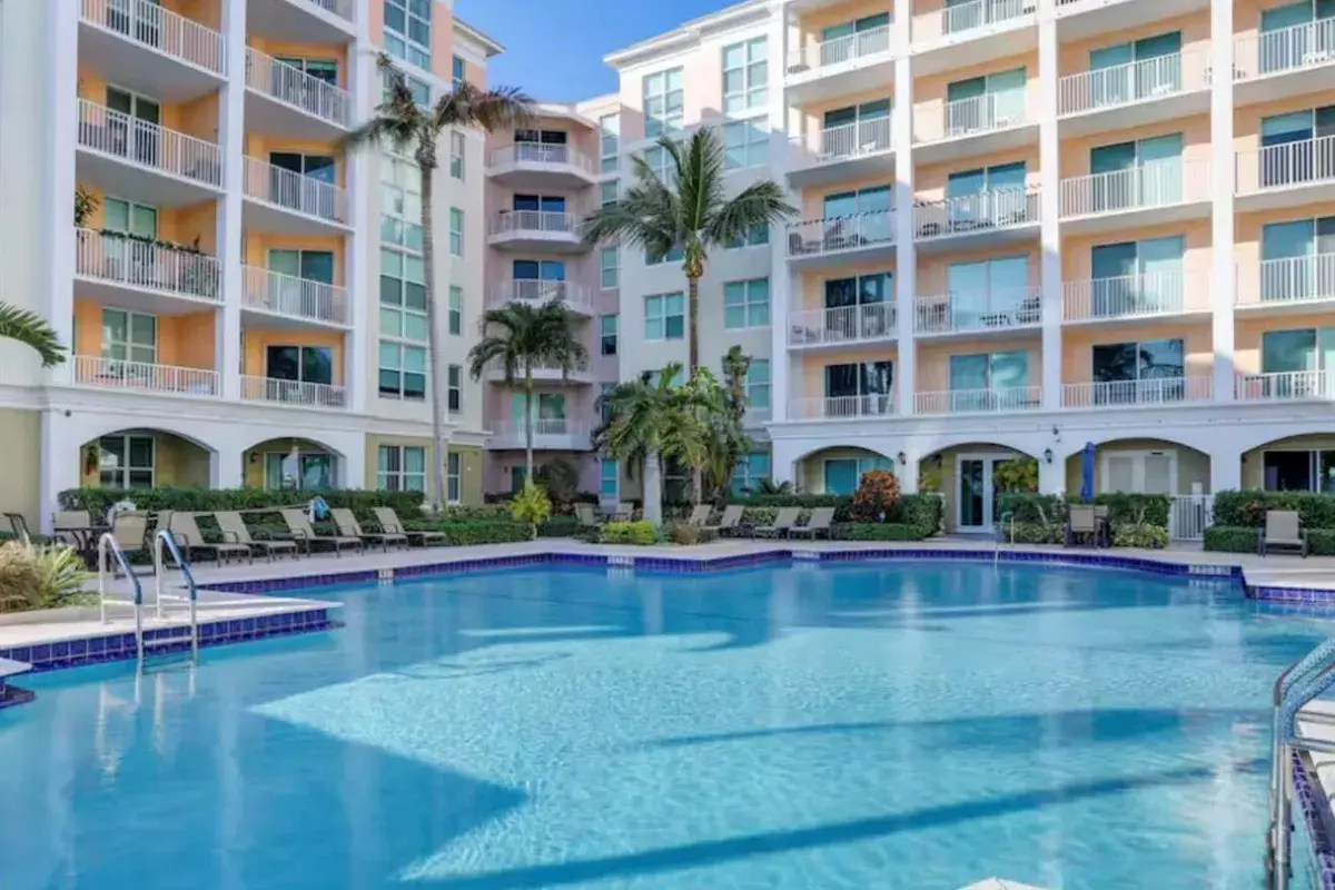 802 W Windward Way # 301, Lantana FL 33462