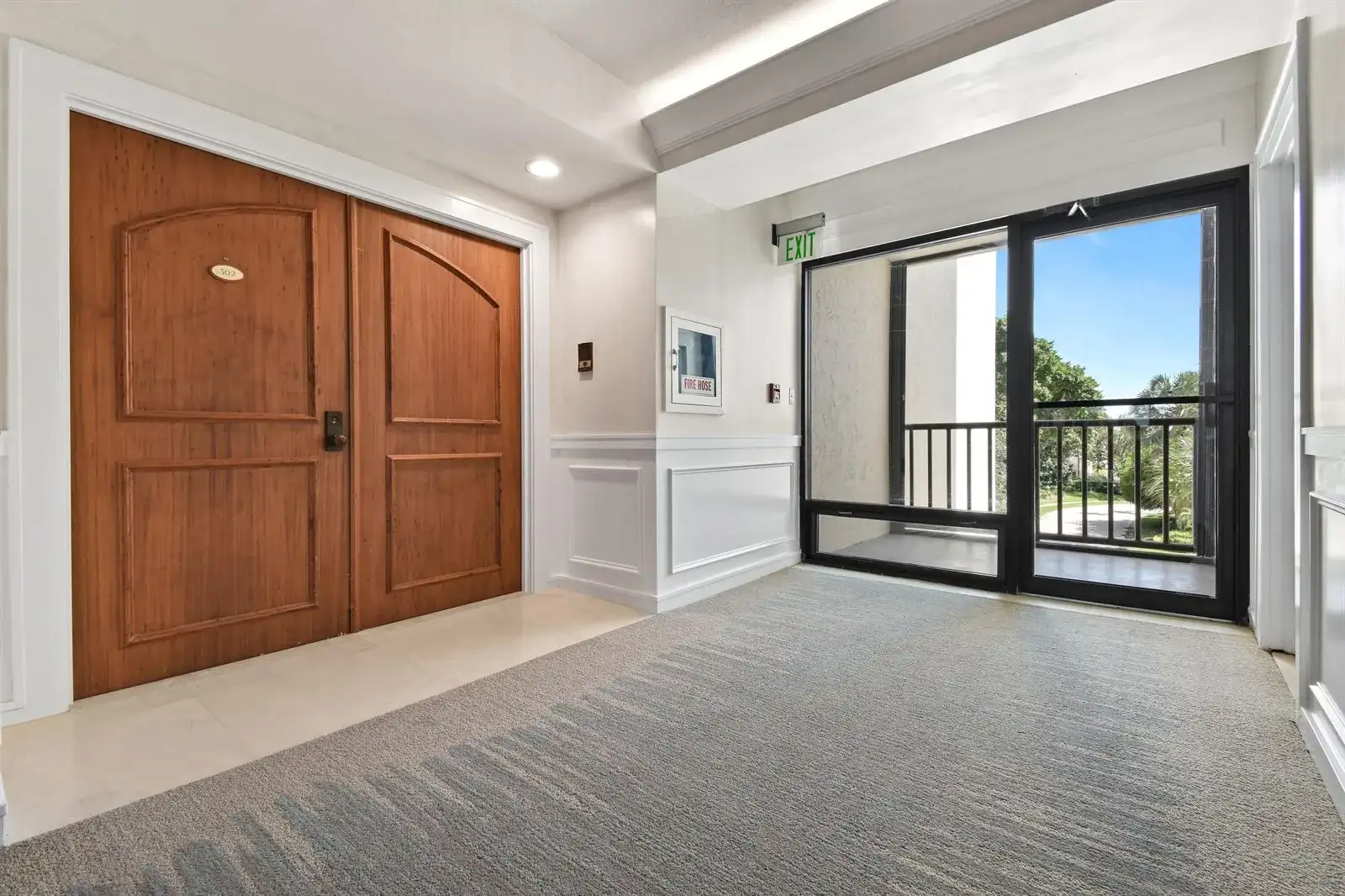 3322 CASSEEKEY ISLAND Road # 302, Jupiter FL 33477 photo 3