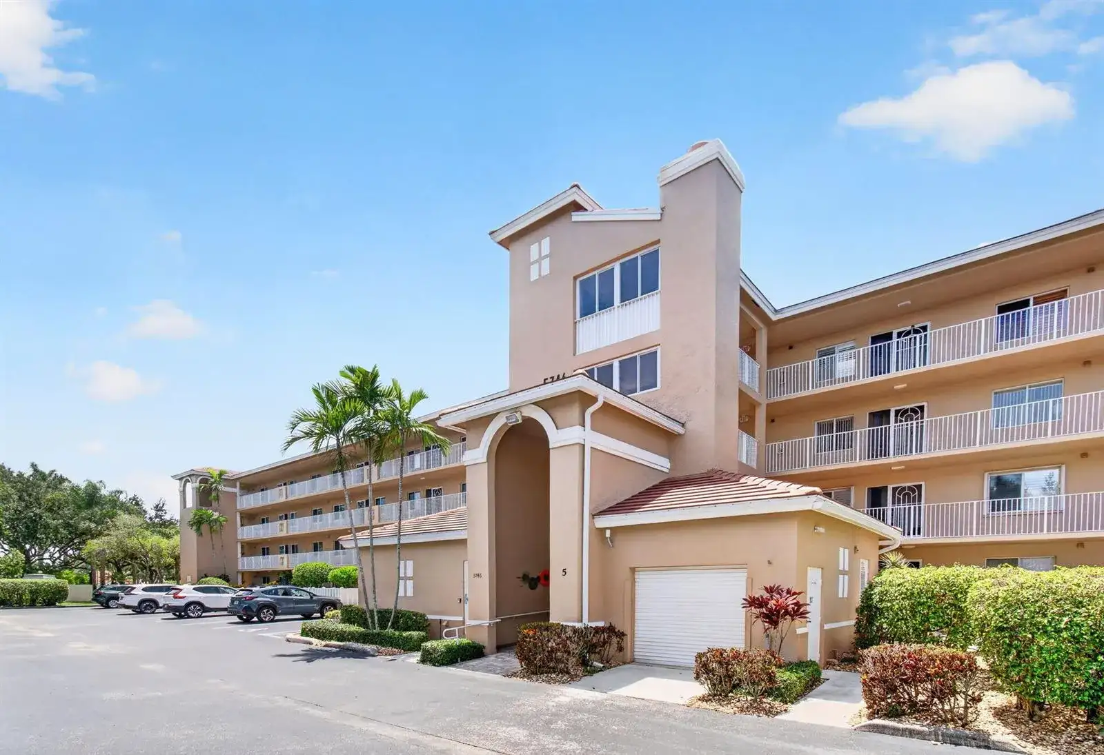 5746 CRYSTAL SHORES Drive # 303, Boynton Beach FL 33437 photo 2