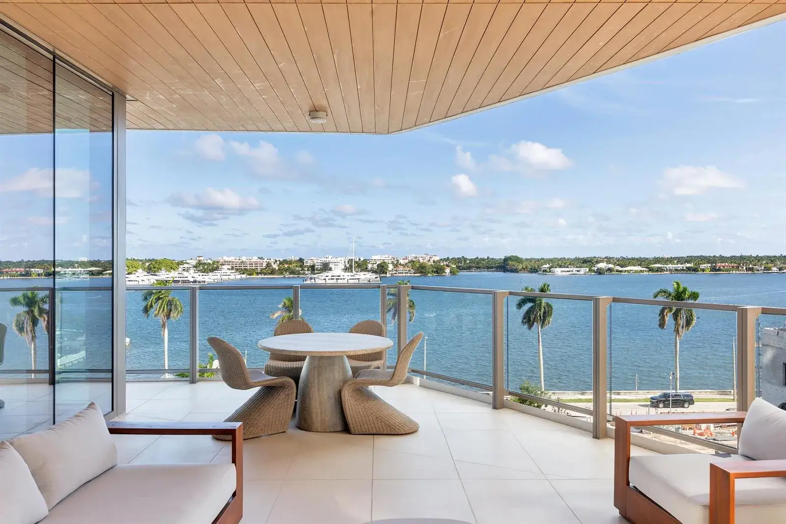 1333 S FLAGLER Drive # 402, West Palm Beach FL 33401