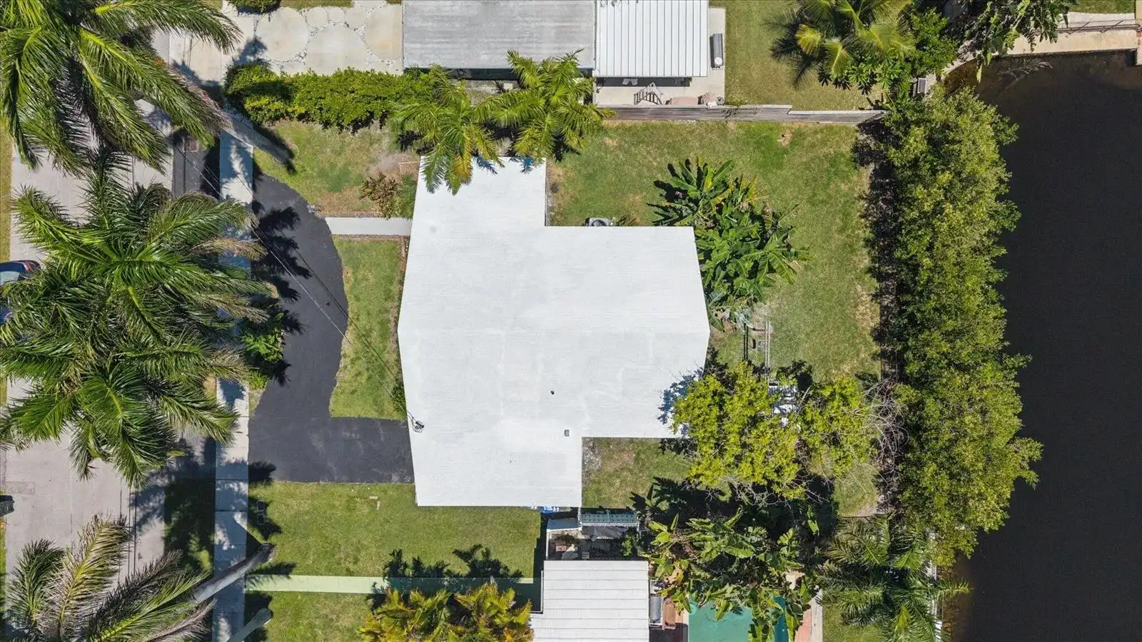 1158 Grant Street, Hollywood FL 33019