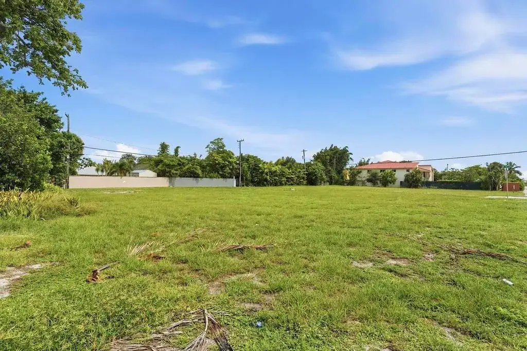 1532 S Federal Highway, FL 33460 photo 5