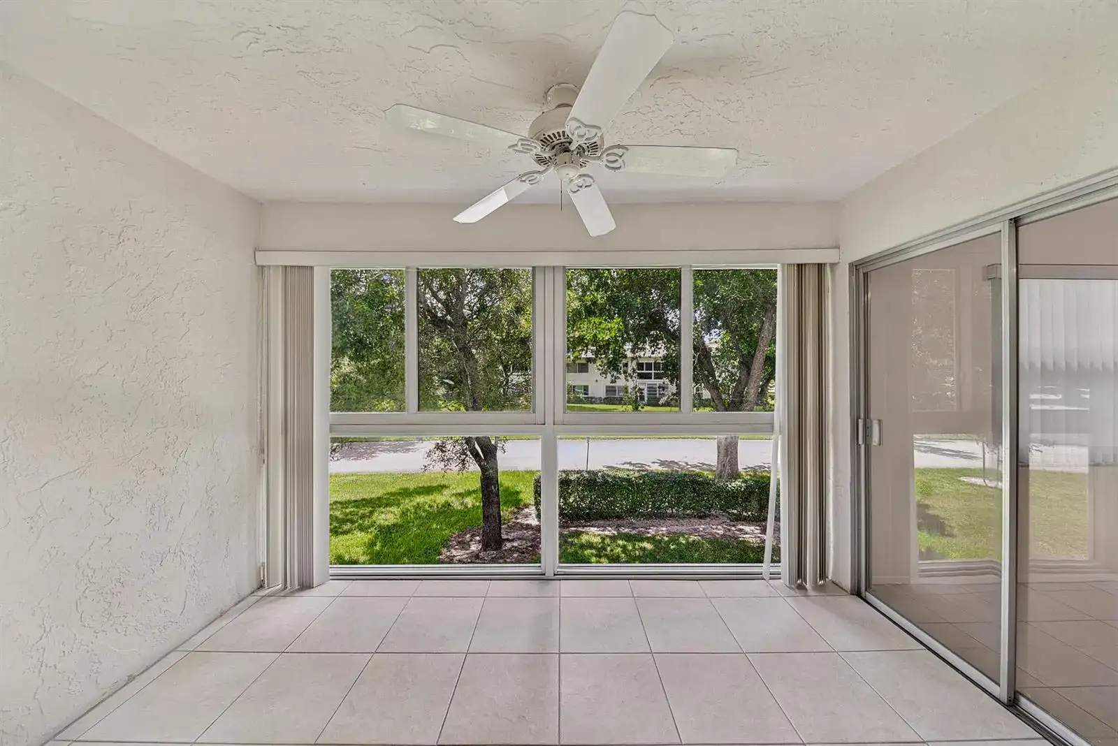 1204 BAHAMA Bend # B2, Coconut Creek FL 33066 photo 2