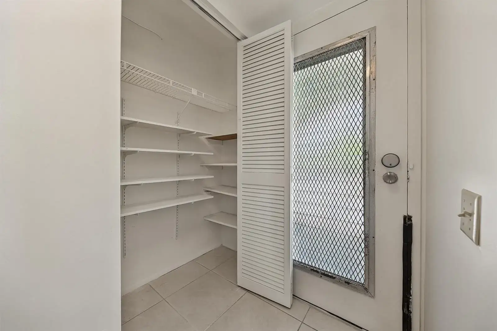 1204 BAHAMA Bend # B2, Coconut Creek FL 33066 photo 5
