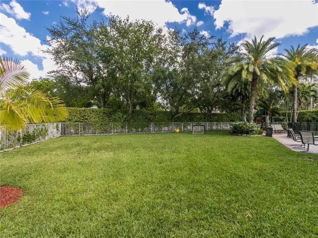 5805 NW 125th Avenue, Parkland FL 33076 photo 5