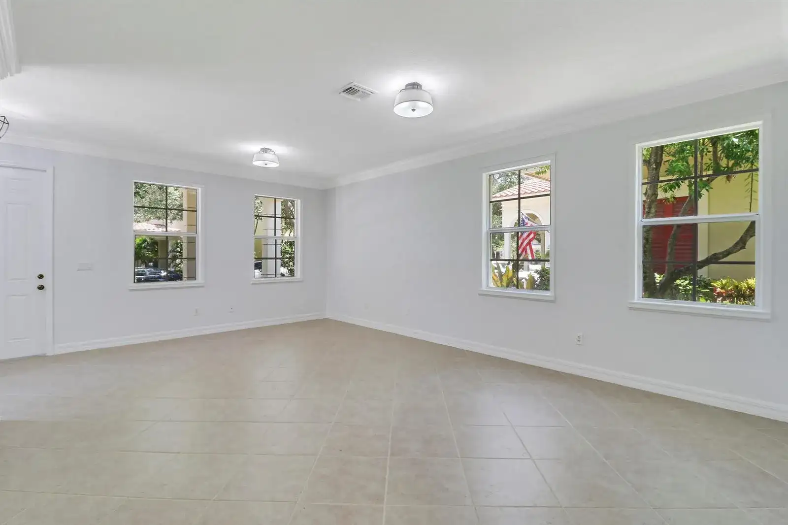112 Dunmore Drive, Jupiter FL 33458 photo 4