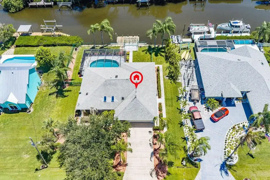 433 12th Street SE, Vero Beach FL 32962