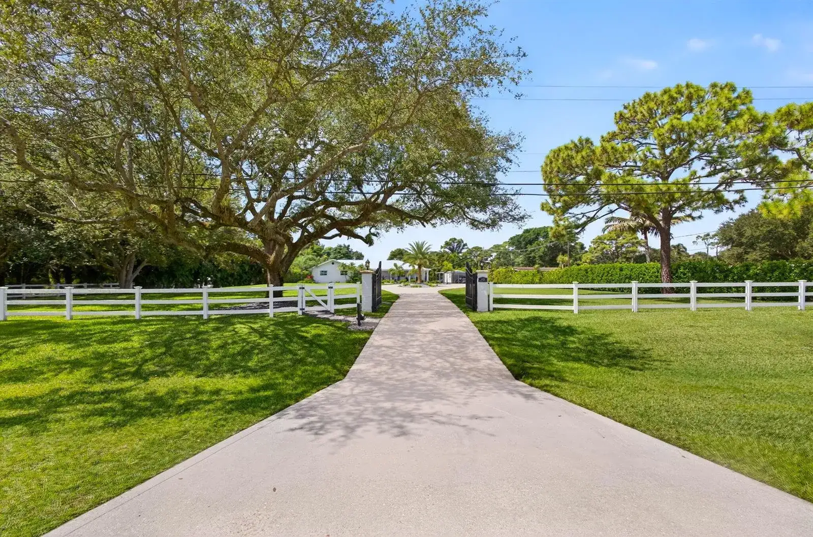4628 SQUARE LAKE Drive, Palm Beach Gardens FL 33418 photo 5