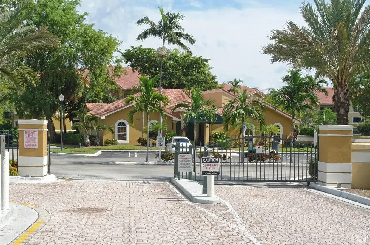8977 Wiles Road # 203, Coral Springs FL 33067 photo 2