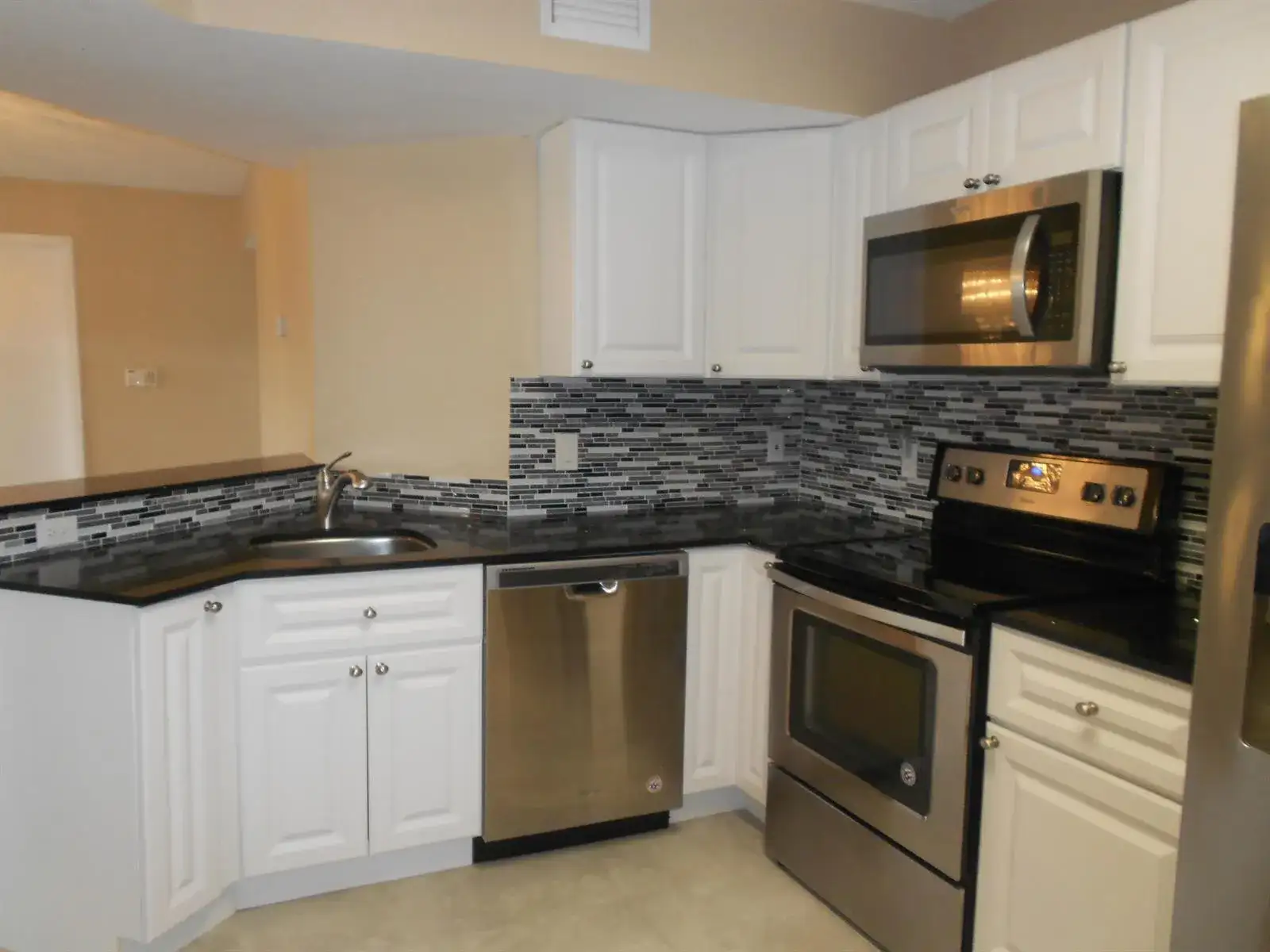 8977 Wiles Road # 203, Coral Springs FL 33067 photo 3