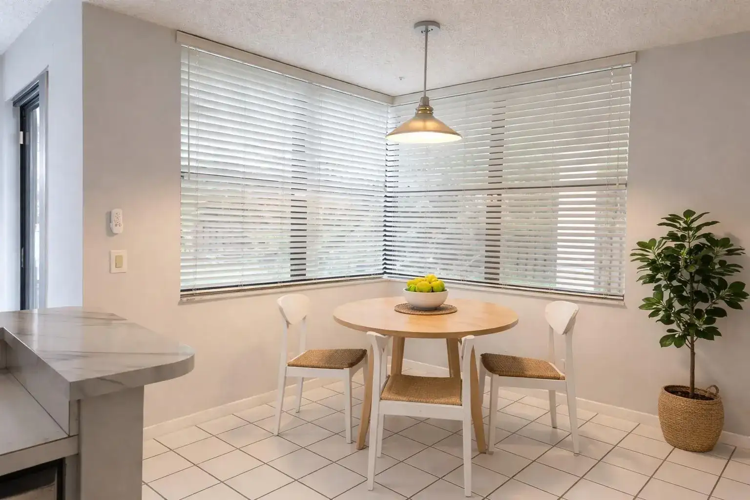 10461 NW 12th Court, Plantation FL 33322 photo 2