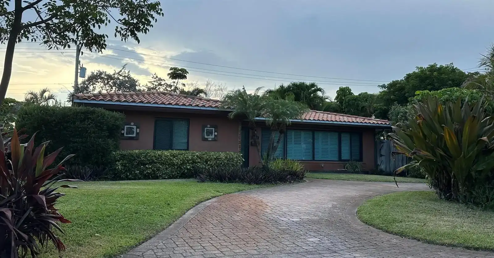 4621 NE 18TH Terrace, Fort Lauderdale FL 33308