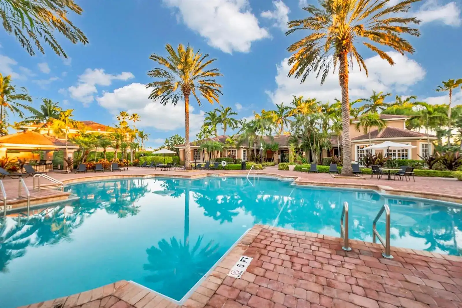 3708 NW ADRIATIC Lane # 201, Jensen Beach FL 34957