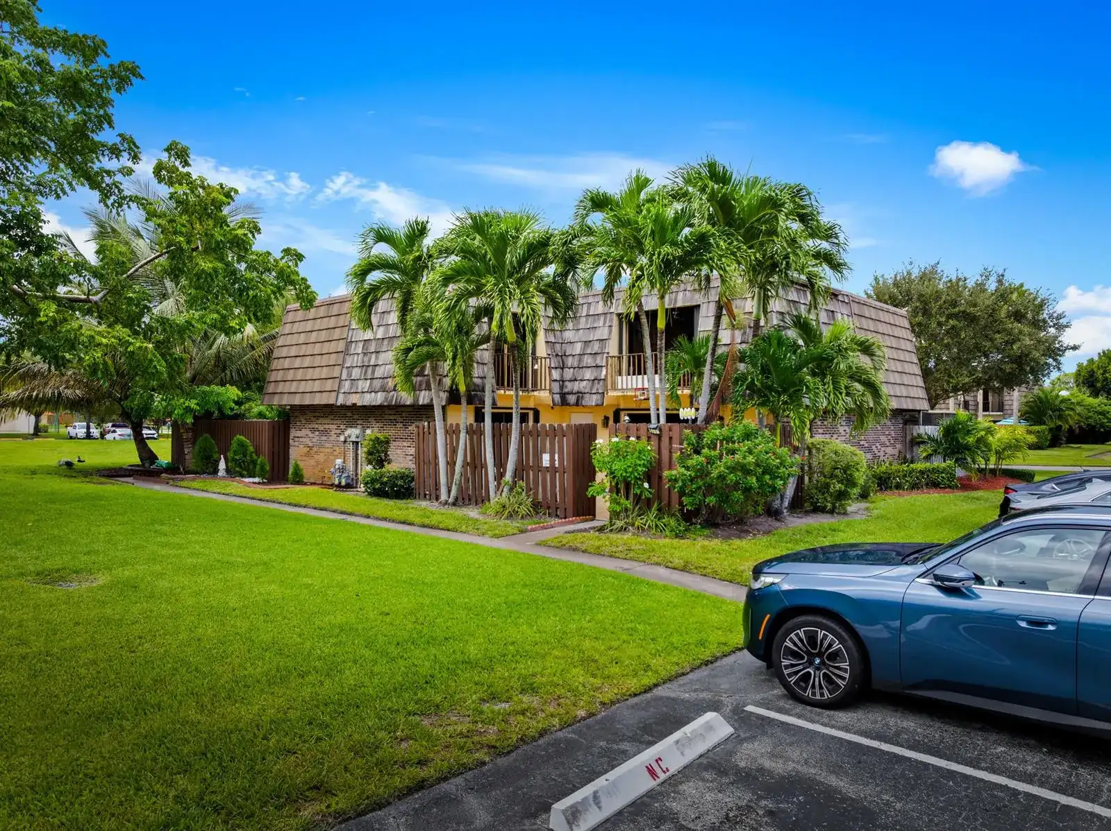 1524 FOREST LAKES Circle # A, West Palm Beach FL 33406 photo 5
