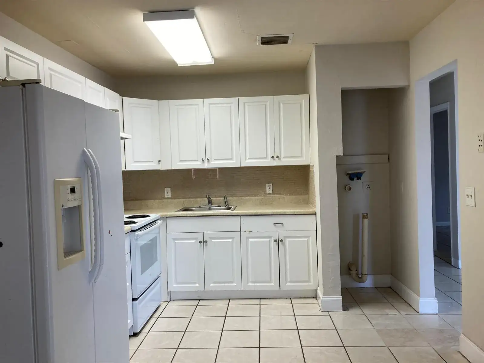 6124 LINCOLN Street, Hollywood FL 33024 photo 3