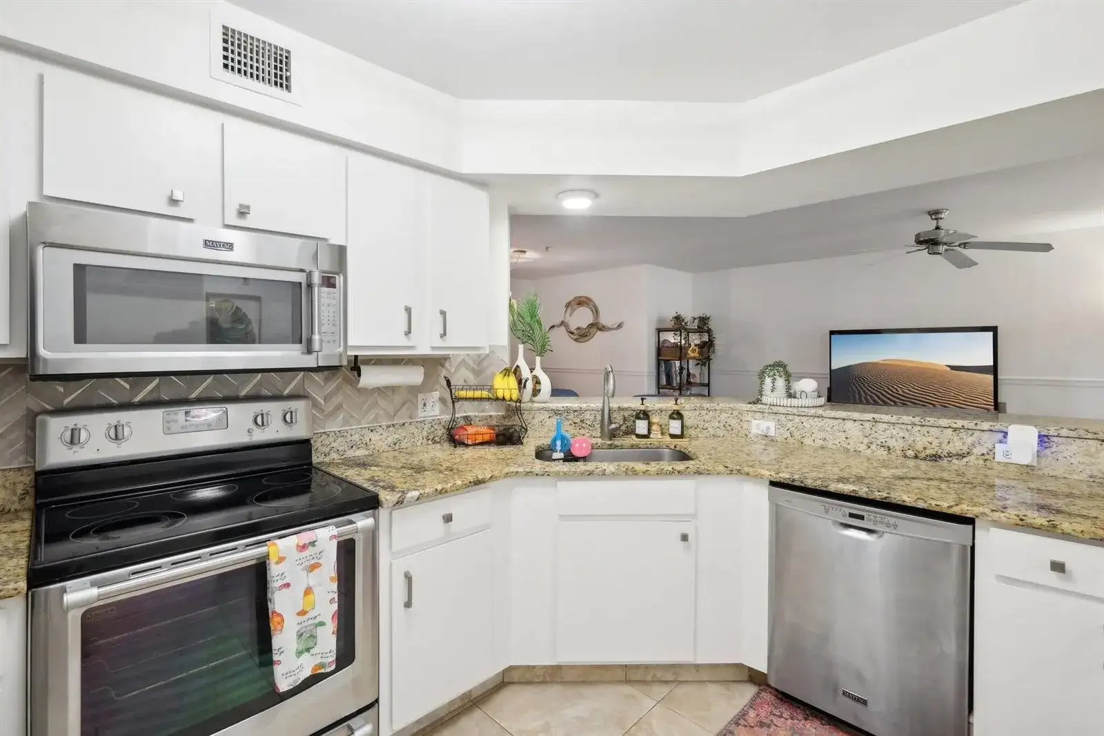 300 Scotia Drive # 304, Hypoluxo FL 33462 photo 3