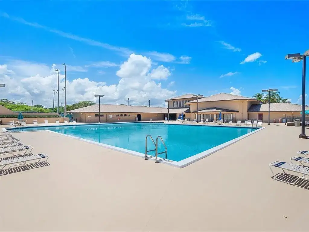 3840 NW 23RD Place, Coconut Creek FL 33066 photo 4