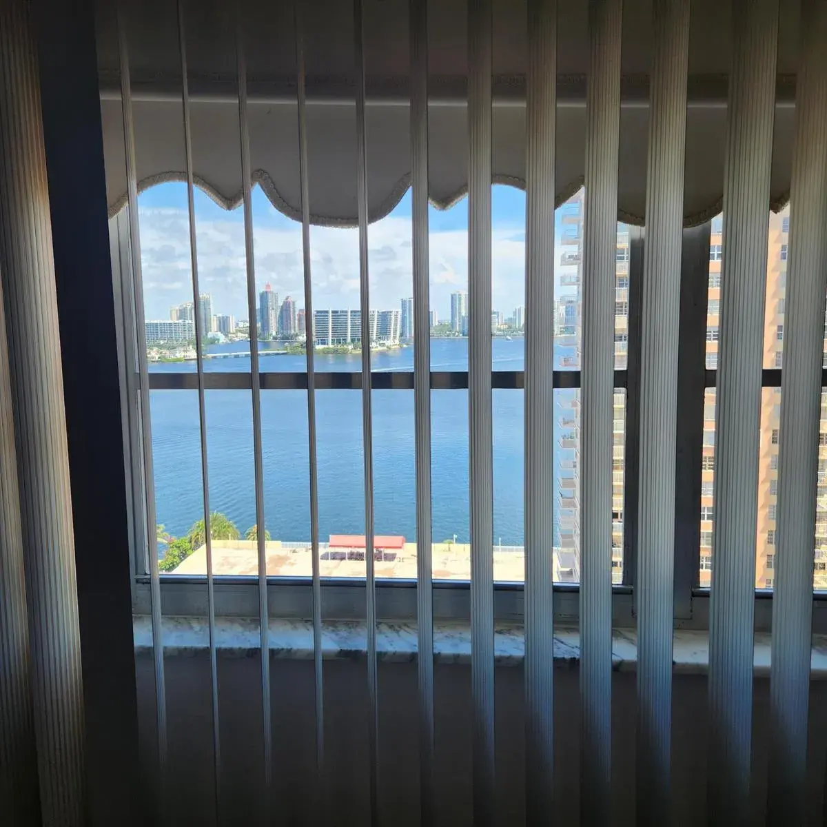 250 174th Street, Sunny Isles Beach FL 33160