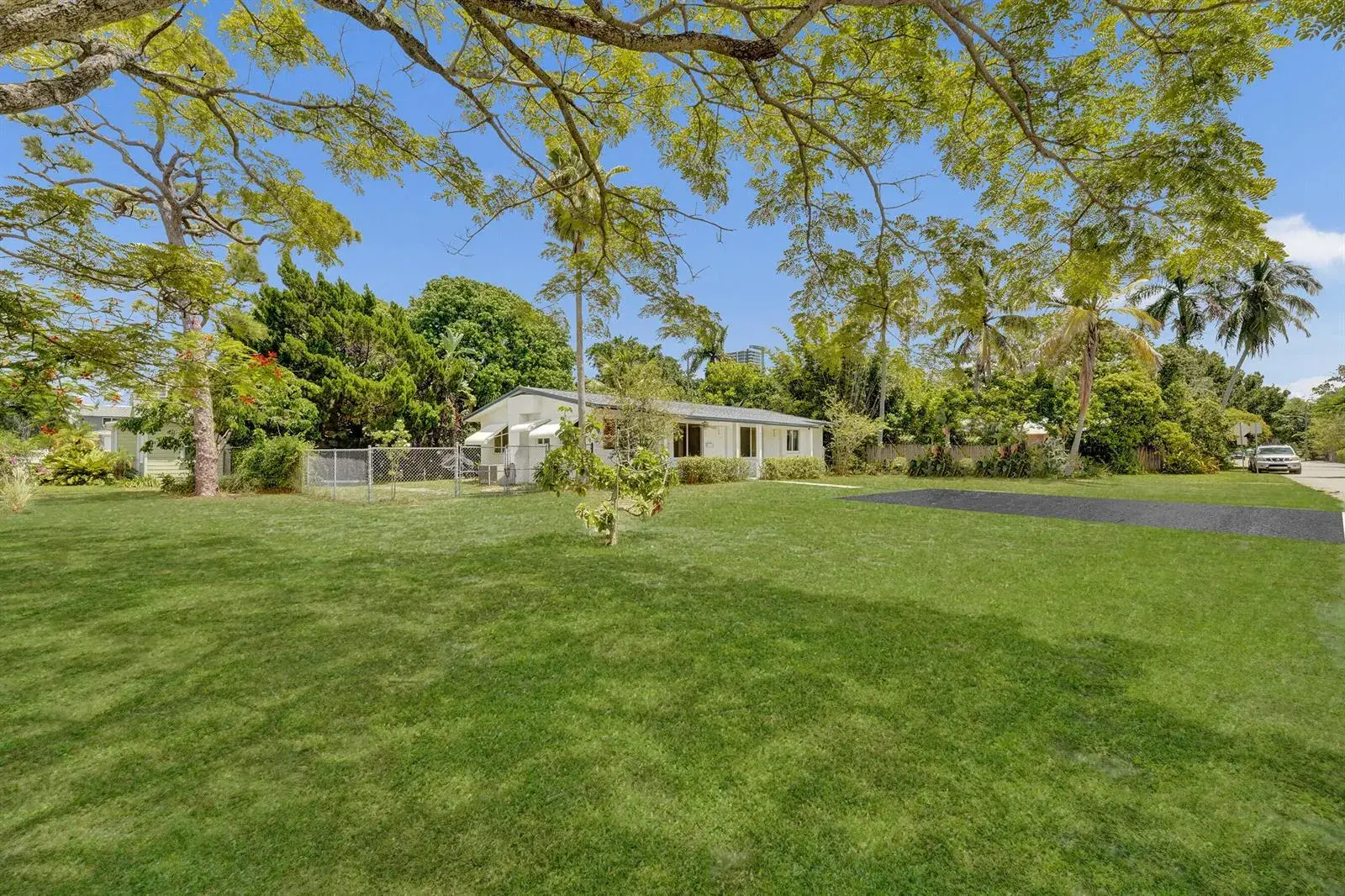 611 SW 7TH Street, Fort Lauderdale FL 33315