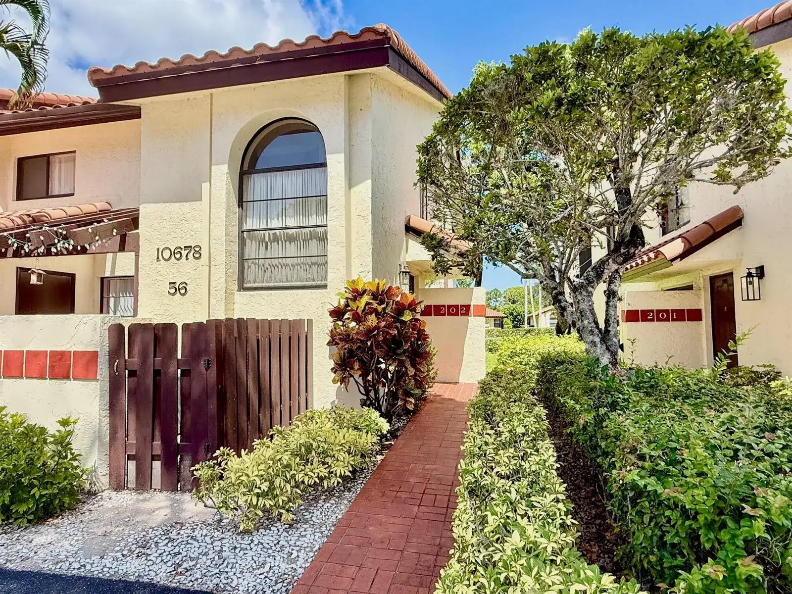 10678 OCEAN PALM Way # 202, Boynton Beach FL 33437 photo 2