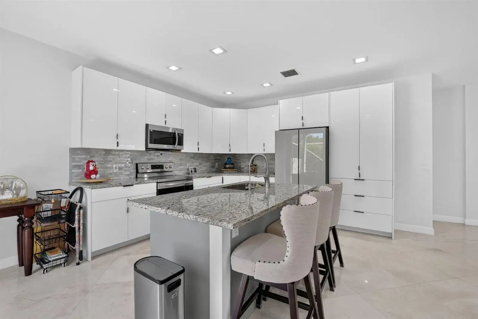5040 Heron Place, Coconut Creek FL 33073 photo 3