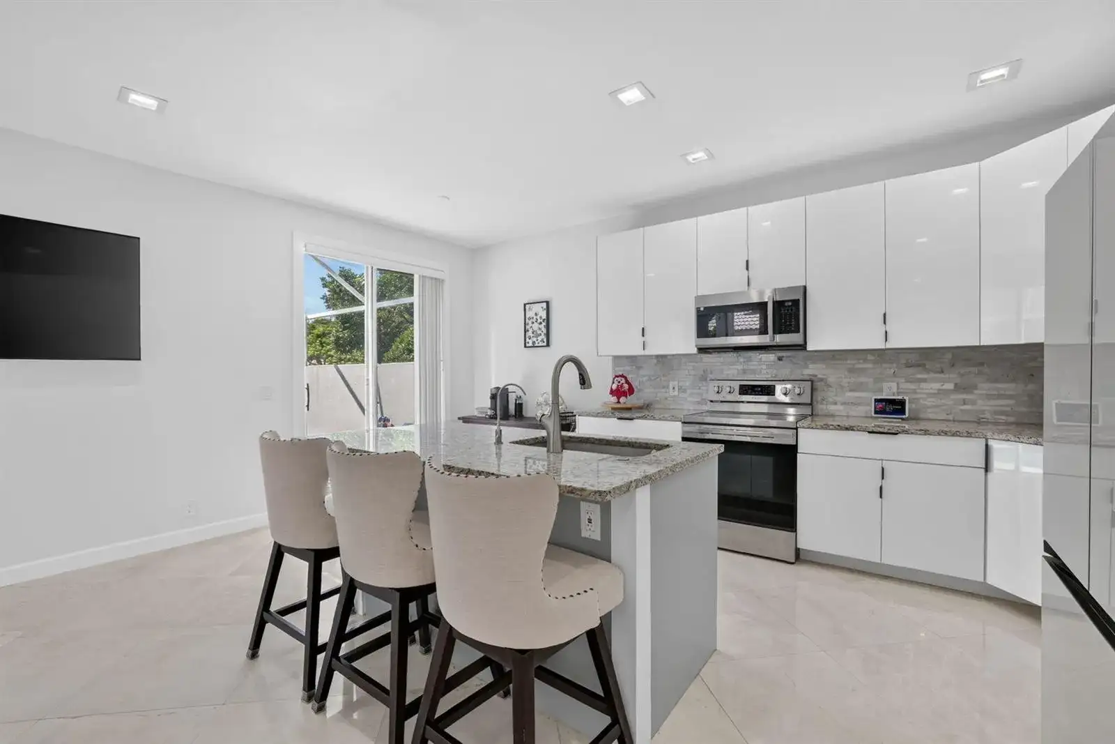 5040 Heron Place, Coconut Creek FL 33073 photo 4