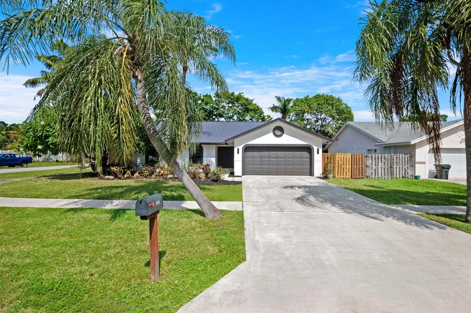 7620 Texas Trail, Boca Raton FL 33487 photo 2