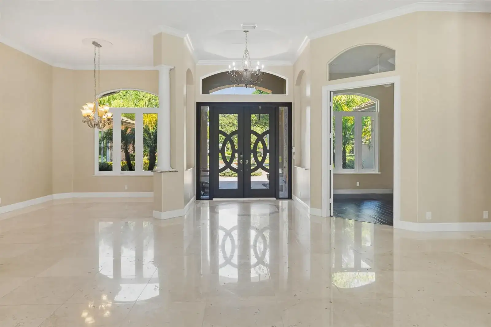 8480 MAN O WAR Road, Palm Beach Gardens FL 33418 photo 5
