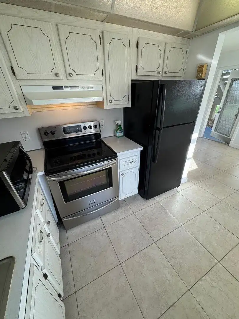 201 BRITTANY E, Delray Beach FL 33446 photo 5