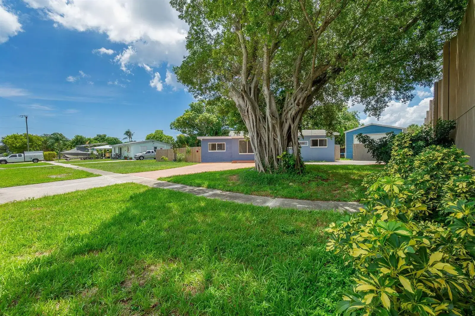 1446 W DREW Street, Lantana FL 33462 photo 3
