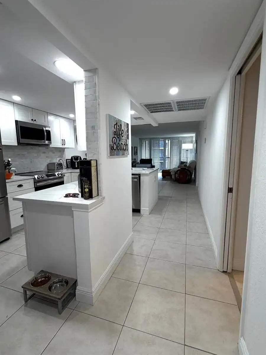 20 ROYAL PALM Way # 3020, Boca Raton FL 33432