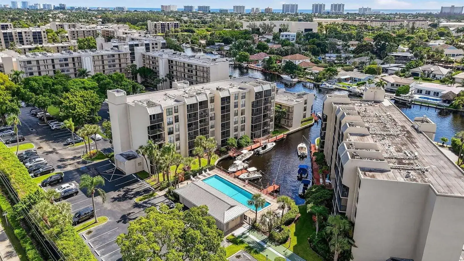 20 ROYAL PALM Way # 3020, Boca Raton FL 33432 photo 2