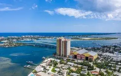 2640 Lake Shore Drive # 711, Riviera Beach FL 33404 photo 3