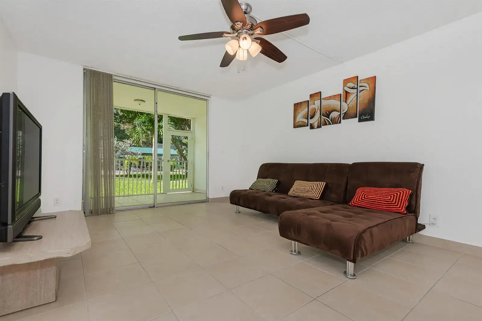 1000 NE 12TH Avenue # 104, Hallandale Beach FL 33009 photo 4