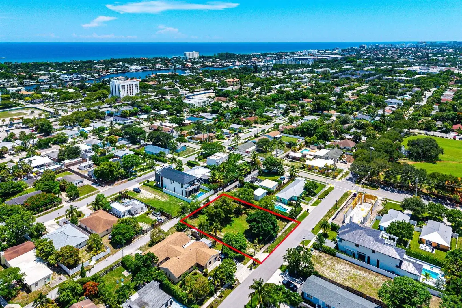 617 SE 2ND Avenue, Delray Beach FL 33483