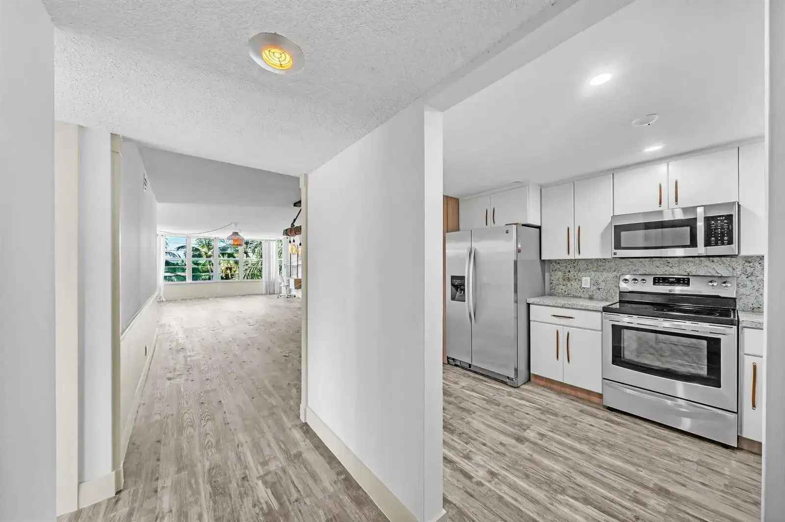 3051 NE 48TH Street # 301, Fort Lauderdale FL 33308 photo 2