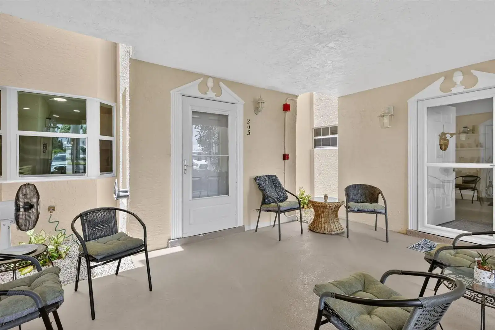 203 Grove Isle Circle, Vero Beach FL 32962 photo 3