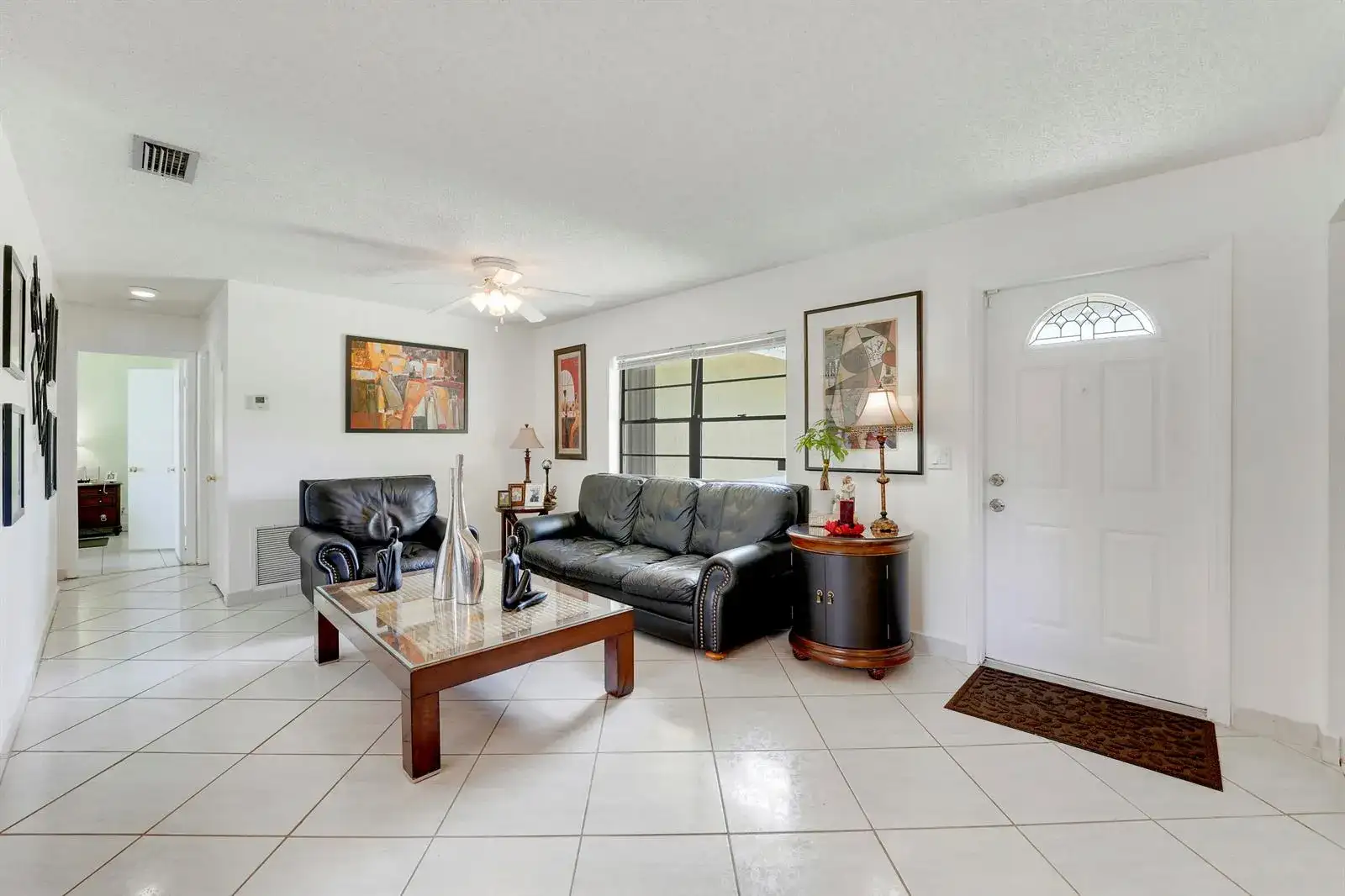 9235 Saddlecreek Drive, Boca Raton FL 33496 photo 2